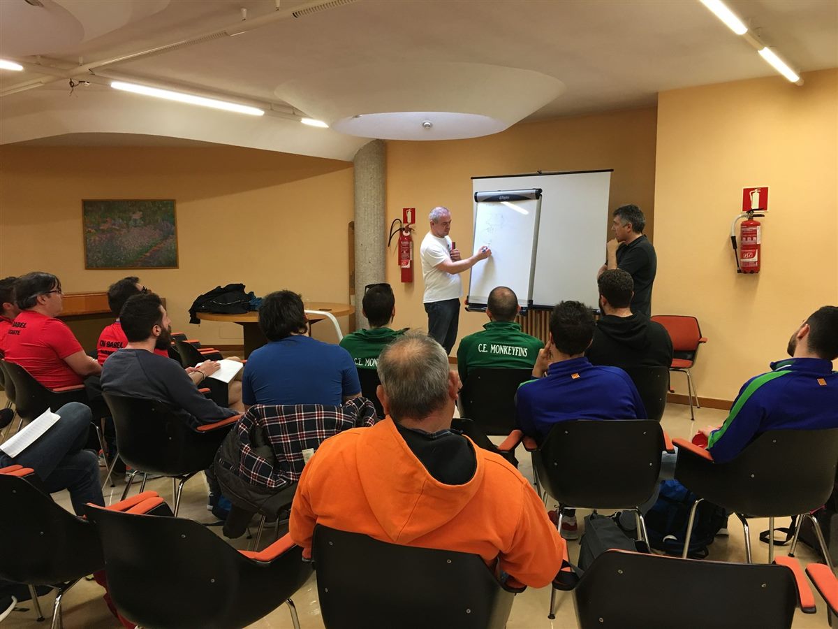 Coaches attending a finswimming clinic briefing in Alicante
